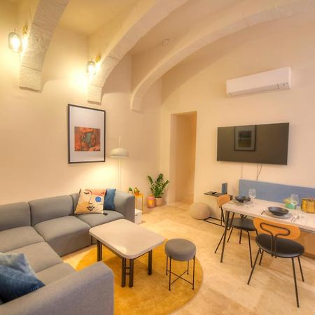 Stylish & Traditional 1 Bedroom Apartment Ddem1-1 Valletta Exterior photo